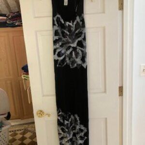 2 dresses/1 price: 1 flowered maxi, 1 Tie-dye knee length